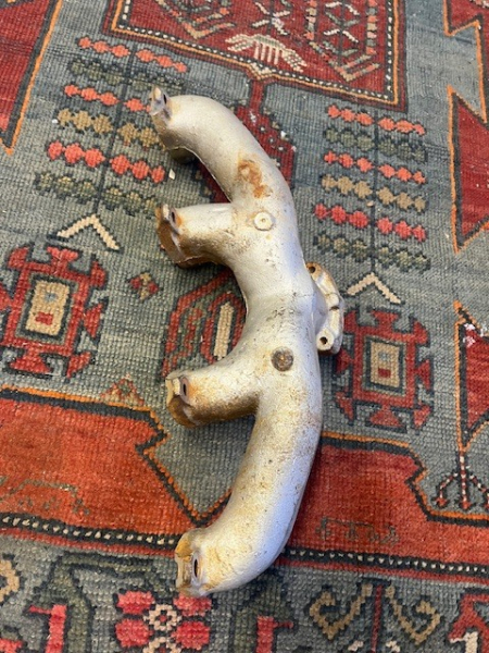 Krümmer UTB 550 640 643 ARO mit Brasov Motor original Teil aus Lagerbestand