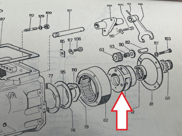 Gehäuse für Untersetzer am UTB TIH Fiat