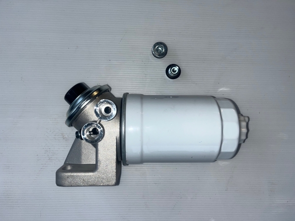 Dieselfilter mit Pumpe Universal für alle Anwendungen + 2 x Tülle