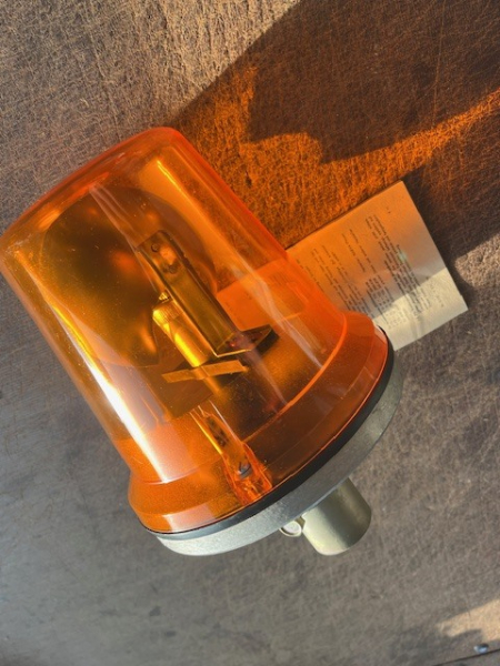 Rundumkennleuchte IFA Ruhle DDR 8562.6/2000 12 Volt