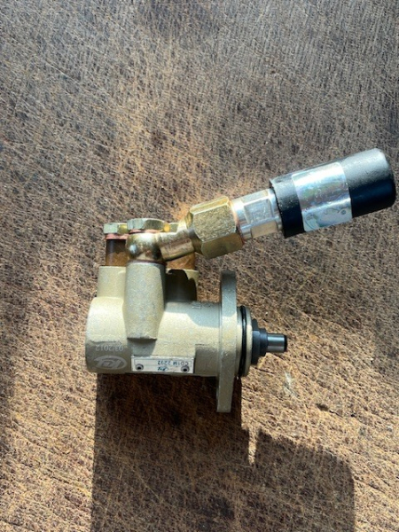 Kraftstofförderpumpe - Dieselpumpe 93-3272 93-3290 93.329.000 passend für Zetor