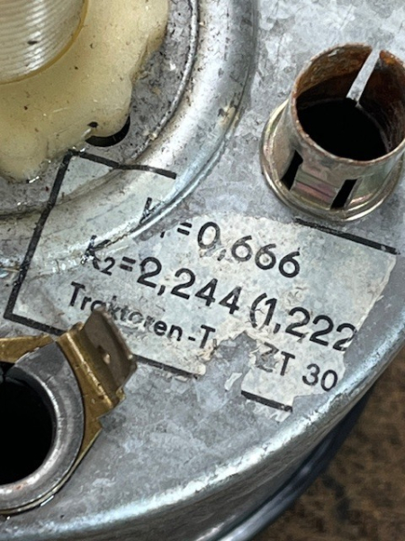 Drehzahlmesser 100 mm Traktormeter Tacho Fortschritt ZT 300 303 320 323 325