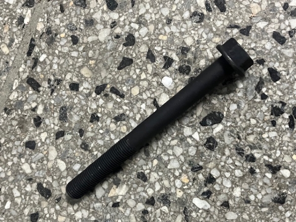 Schraube Zylinderkopf UTB TIH Fiat