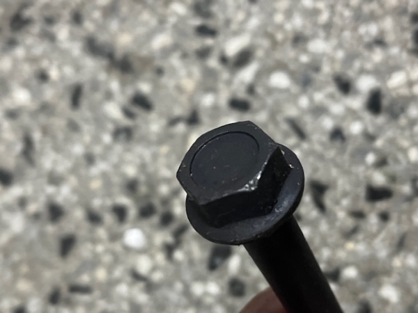 Schraube Zylinderkopf UTB TIH Fiat