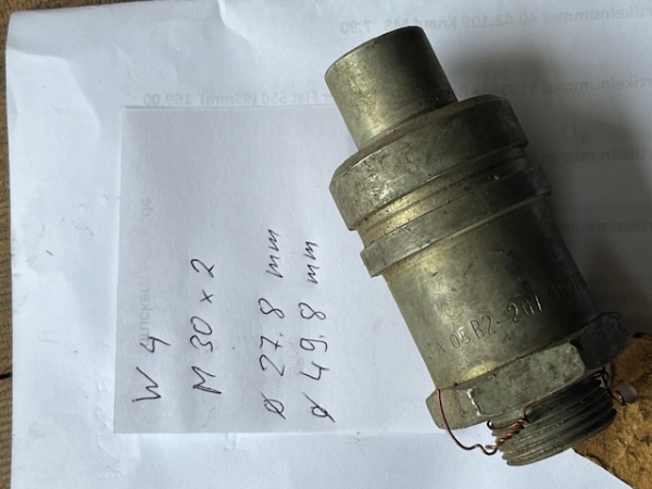 Stecker für Hydraulikanschluß für Anhänger M30x2