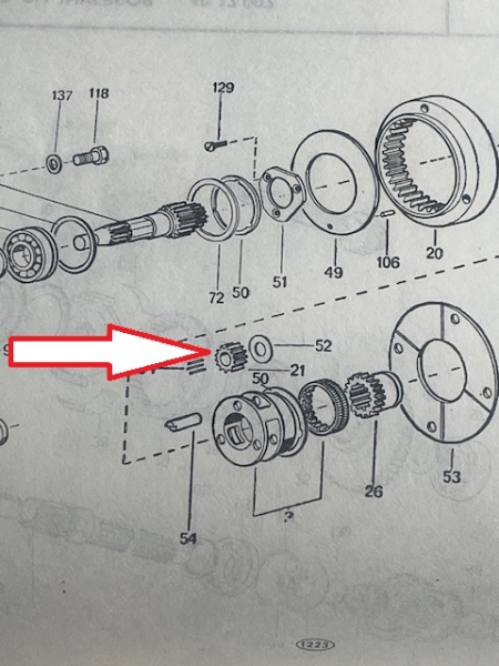 Zahnrad im Untersetzer getriebe UTB TIH Fiat aus original Lagerbestand