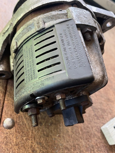 Lichtmaschine  UTB TIH Fiat  gebraucht / defekt als Ersatzteil