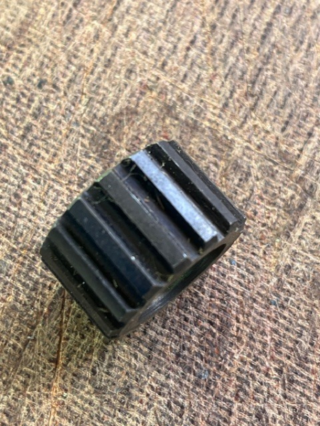 Mitnehmer für Hydraulikpumpe an Fortschritt ZT 323