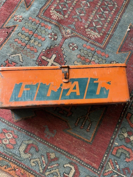 Werkzeugkasten Werkzeugkiste Traktor Fiat 415 bis 640 original gebraucht