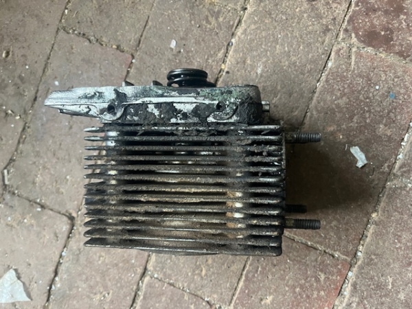 Zylinderkopf mit Ventilen gebraucht für  GT124 Multicar M22 Waran
