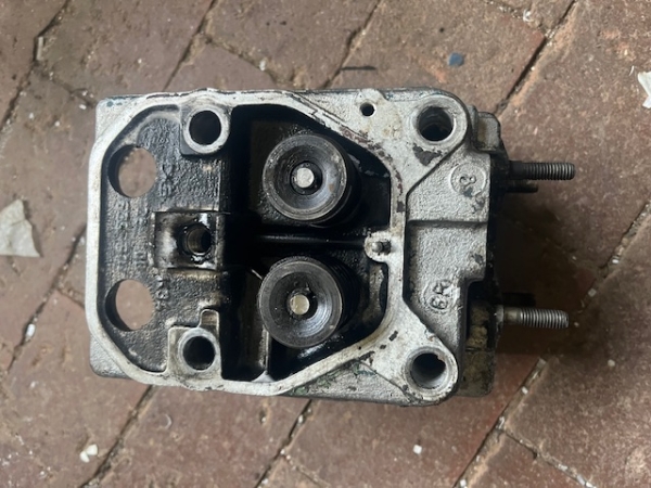 Zylinderkopf mit Ventilen gebraucht für  GT124 Multicar M22 Waran