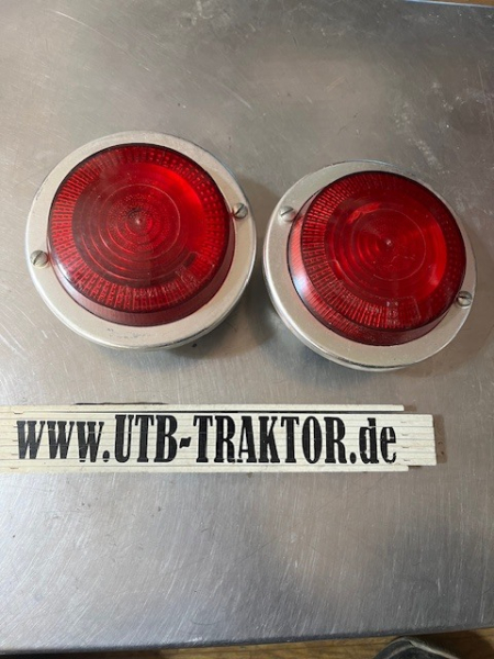 2 Stück Rücklicht rund für zwei Faden Birne