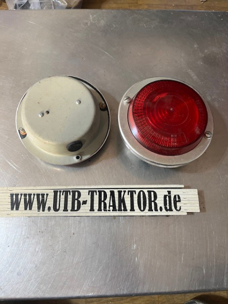 2 Stück Rücklicht rund für zwei Faden Birne