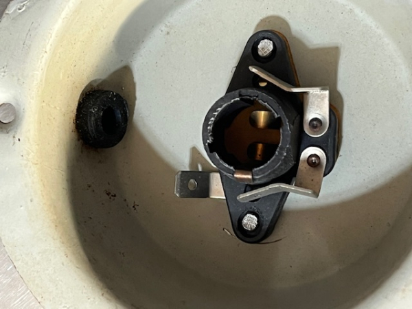 2 Stück Rücklicht rund für zwei Faden Birne