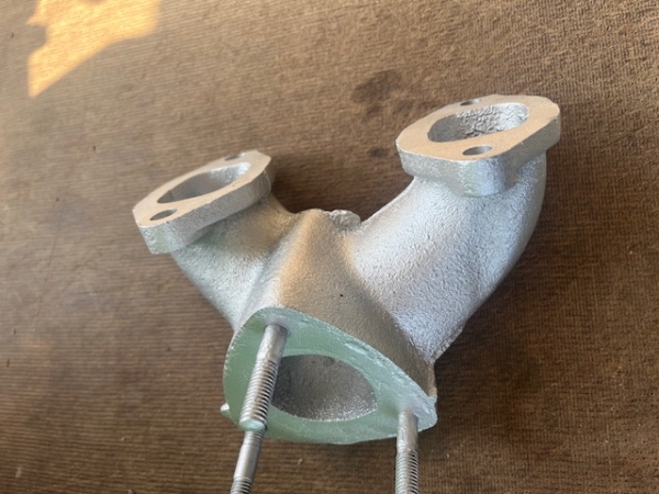 Abgas Krümmer UTB 300 und 302