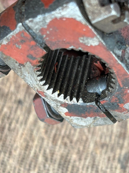 Kreuzgelenk Doppelgelenk IFA W50 / ZT 300-303  Multicar M24-M25-M26 für Lenkung