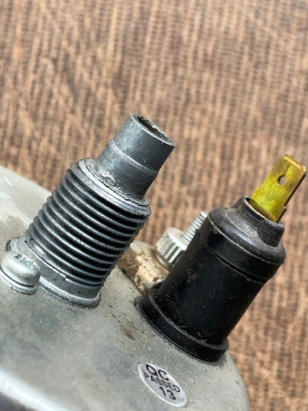 Tacho Drehzahlmesser UTB Fiat mit Gewinde M16x1,5