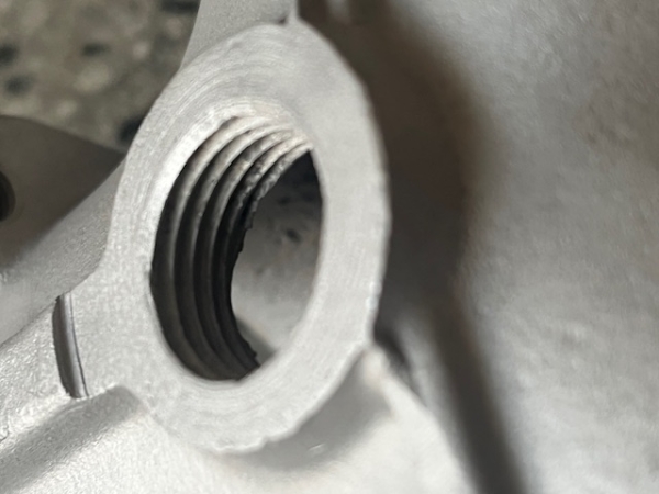 Luftansaugkrümmer UTB 550 IF