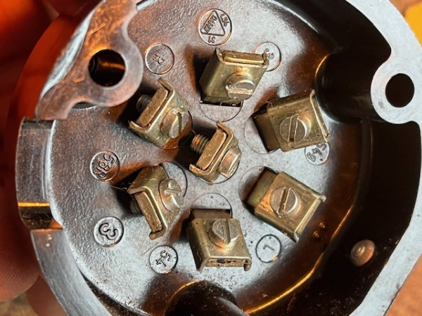 Autolichtdose 7 Polig aus DDR Lagerbestand