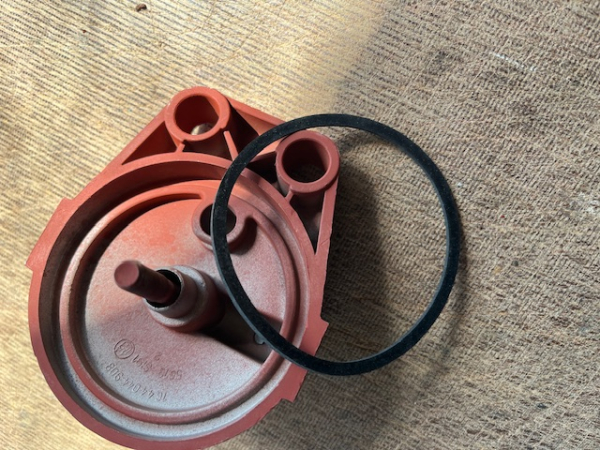 Dieselfiltergehäuse mit Filtereinsatz DDR Multicar GT124 RS09 Waran Pomsen UT082