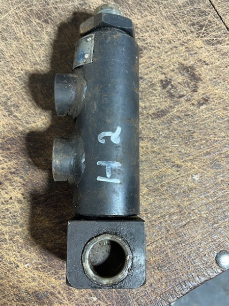 Halteventil für Abstützung TIH 445 + T159 Neuteil aus Lagerbestand H2