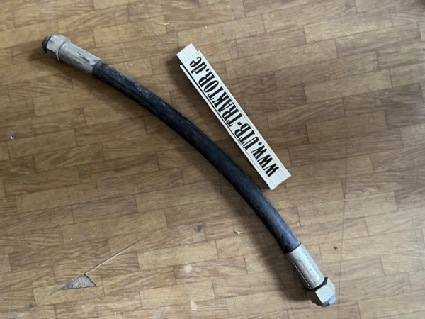 Hydraulikschlauch T159 TIH 445 - Länge 50 cm Gewinde M26x1,5   DDR Lagerware Schlüsselweite 32mm