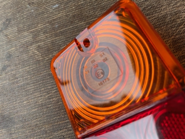 Rücklichtglas 2 Stück IFA DDR Dreikammer HP Anhänger