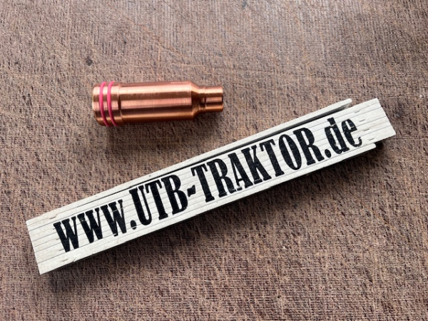 Hülse für Düsenstock Fiat 450 480 540 640 mit 8mm Loch