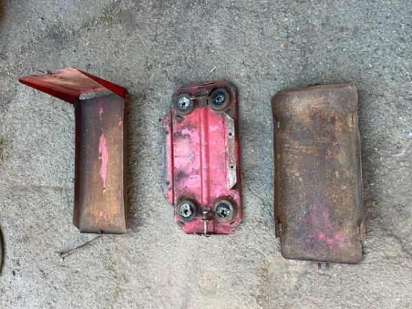 Batteriekasten gebraucht vom UTB 650 651 / M650 M651