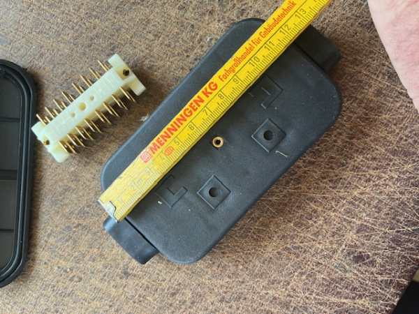 Verteilerdose für Kabel Traktor oder Anhänger
