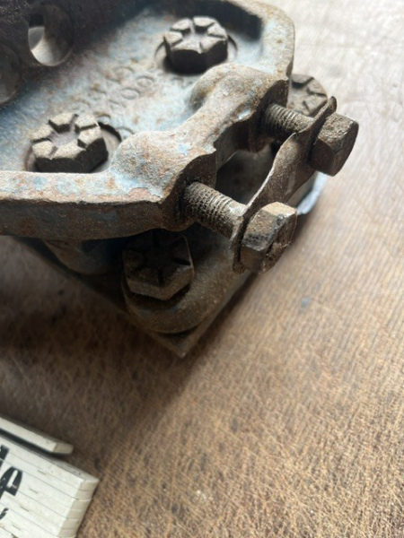 Feder für Kraftheber Heckhydraulik gut gebraucht mit Aufnahme Halterung für Oberlenker  Fiat 540 640 65.46 70.56
