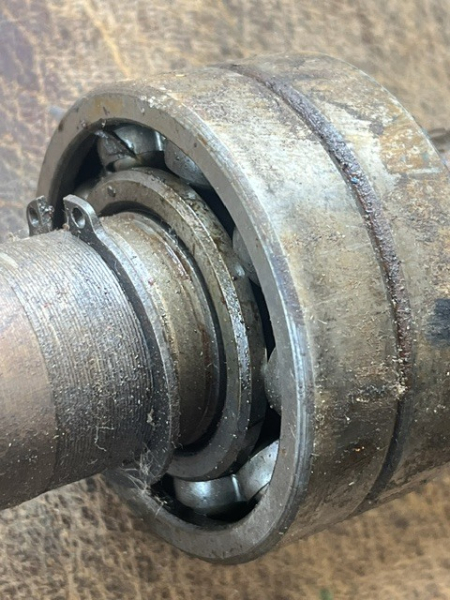 Lange Welle durch die Ölwanne vom RS09 Gt124 T157
