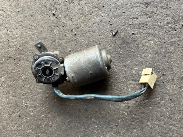 Scheibenwischer Motor Traktor 12 volt gut gebraucht