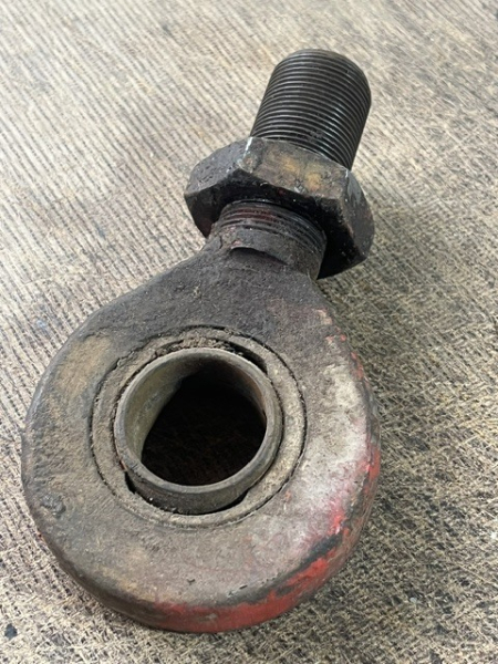 Auge für Hydraulikzylinder Aufnahme oder Oberlenker Durchmesser 30 mm Gewinde M27x1,5 R