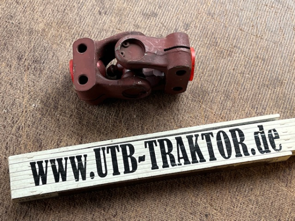 Kreuzgelenk IFA W50 / ZT 300-303  Multicar M24-M25-M26 für Lenkung