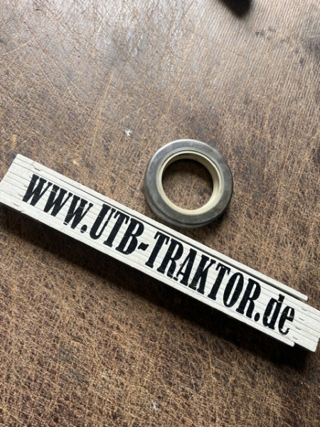 Wellendichtring Simering klein Kurbelwelle vorn UTB TIH Fiat 400 420 450 480 550 640 55.46 65.46 70.56 80.66 silikon