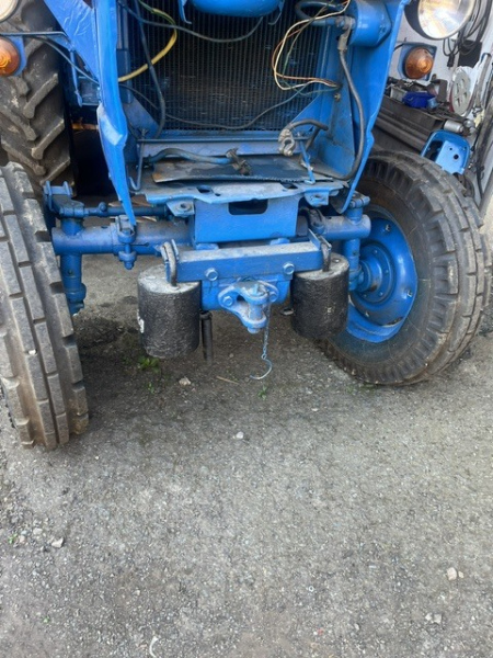 Frontgewichte Eigenbau für UTB 445 V
