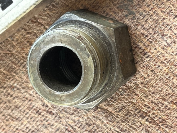 Einschrauber für Hydraulikzylinder TIH 445 M27x2 - M22x1,5 gebraucht