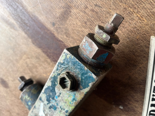 Halteventil TIH 445 + T157 aus DDR Lagerbestand