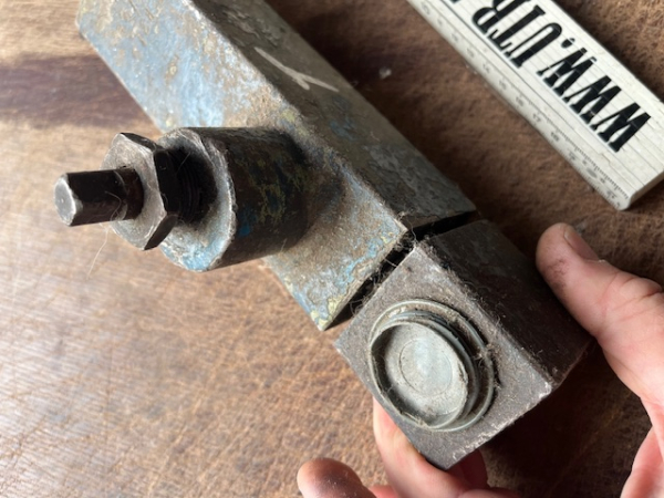 Halteventil TIH 445 + T157 aus DDR Lagerbestand