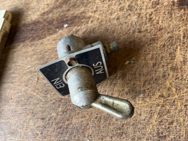 Hebel z.B. für Luft sperre am IFA W50 mit Aluschild