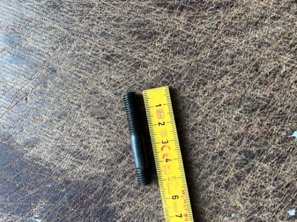Stehbolzen M8 Gesamtlänge 50 mm UTB TIH Fiat