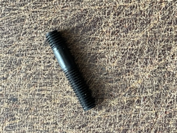 Stehbolzen M8 Gesamtlänge 45 mm UTB TIH Fiat