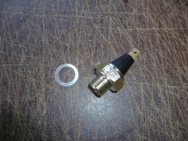 Öldruckgeber Öldruckschalter UTB 300 302 445 550 TIH