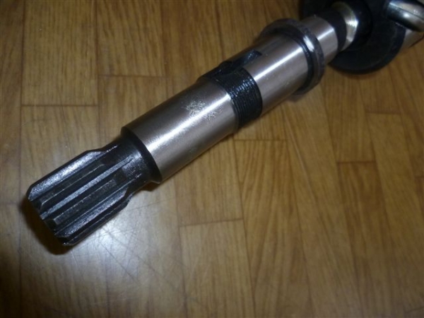 Lenkungsspindel UTB 650 651