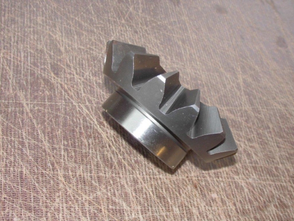 Zahnrad im Differenzial der Vorderachse 1 Stück  Fiat + UTB DT Modelle