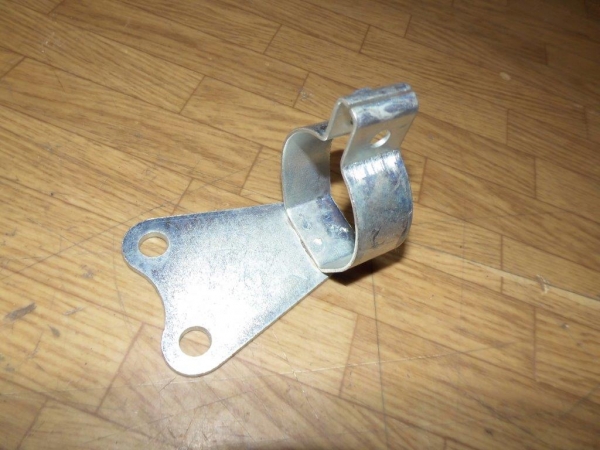 Halterung für Klärbecher UTB, TIH  + Fiat Traktor