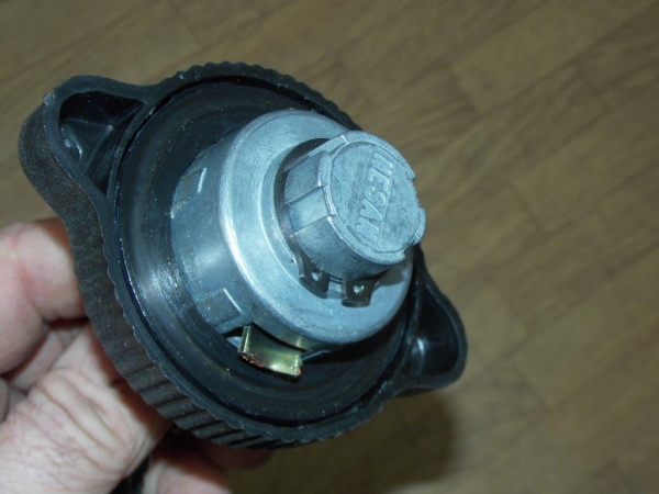 Tankdeckel abschließbar passend für UTB TIH + Fiat 415 - 640 Fiat 66 Case VJ