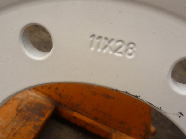 Felge Hinten 11 x 28 Zoll  UTB 300 + 445 + Fiat  incl. Versandkosten