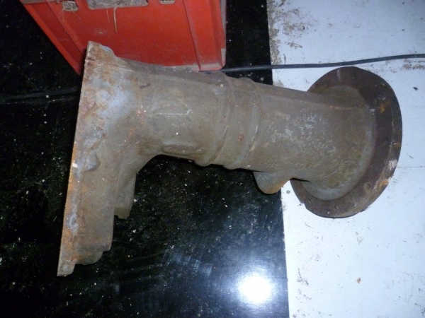 Achstrichter UTB TIH runde Ausführung Neuteil aus Lagerbestand